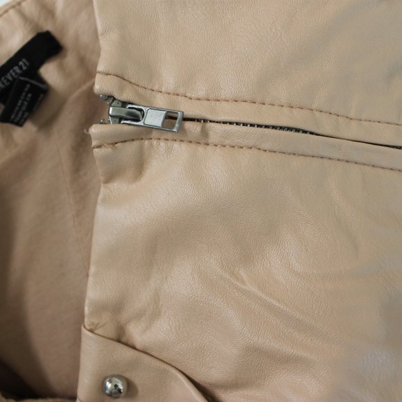 FOREVER 21 Mini Skirt Skort Woman Sizse Small Peach Faux Leather Silver Studded - Picture 11 of 11